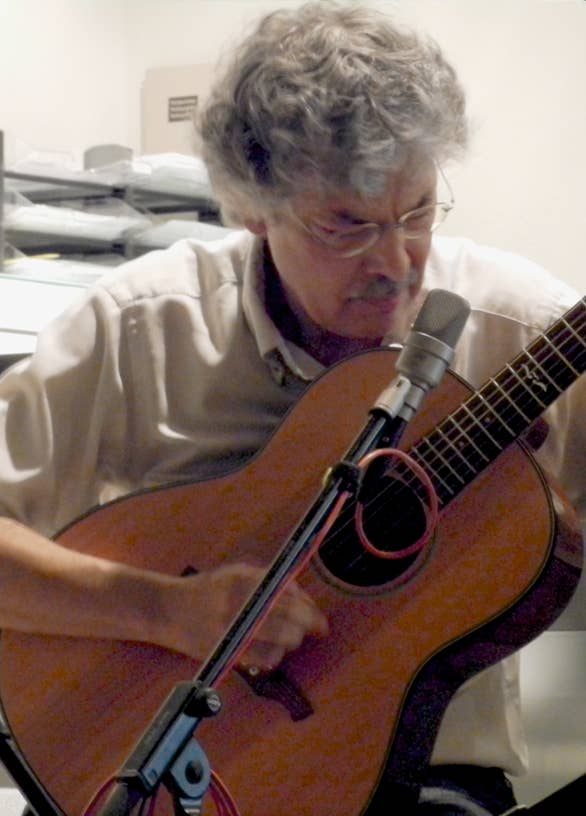 Jerry Rojas on Guitar